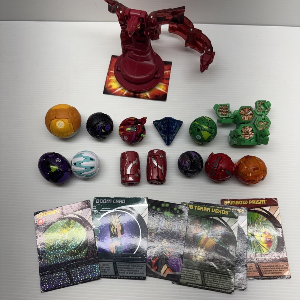 Bakugan battle brawlers lot of 14 plastic ball toy figures + Cards Spin Master